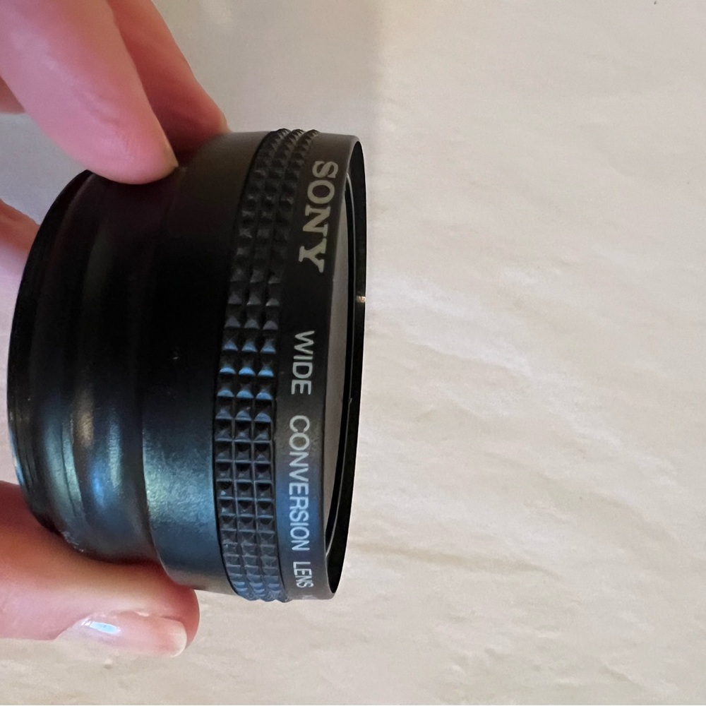 Sony Conversion Lens - Picture 5 of 6